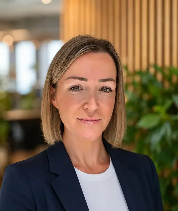 leah-voller-headshot